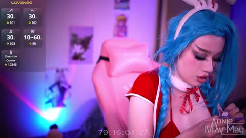 Snapshot of annie_may_may chatting on 12-22-24, 01:55 Annie May   online show from 12-22-24, 01:55