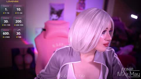 Snapshot of annie_may_may chatting on 01-06-25, 04:47 Annie May   online show from 01-06-25, 04:47