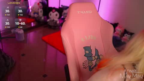 Snapshot of annie_may_may chatting on 10-06-25, 12:24 Annie May   online show from 10-06-25, 12:24