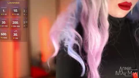 Snapshot of annie_may_may chatting on 10-17-25, 02:30 Annie May   online show from 10-17-25, 02:30