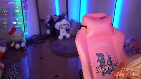 Annie May   online show from 11-19-25, 10:15