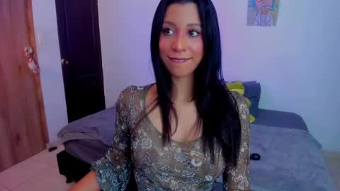 Snapshot of annieblu3 chatting on 02-05-25, 11:39 AnnieBlu3 online show from 02-05-25, 11:39