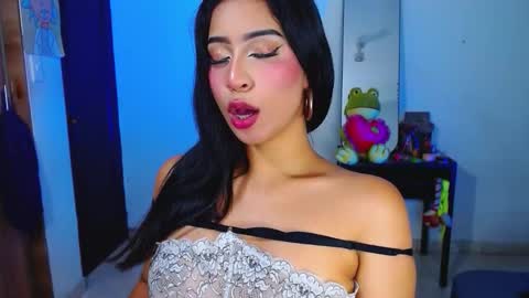 Snapshot of annieblu3 chatting on 11-15-25, 11:10 AnnieBlu3 online show from 11-15-25, 11:10