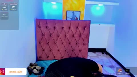 Anniee online show from 11-13-25, 01:32