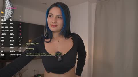 Annie FREE TRIAL IN BIO online show from 03-30-26, 12:33