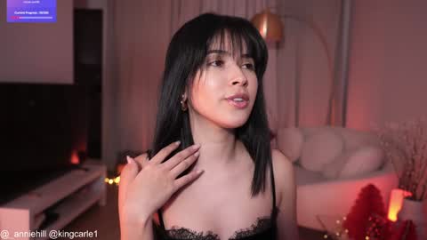 anniehillofficial_ online show from 12-23-24, 08:14