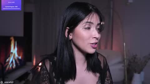 anniehillofficial_ online show from 10-03-25, 08:50