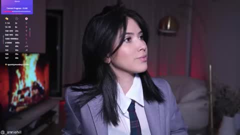 anniehillofficial_ online show from 10-11-25, 08:40