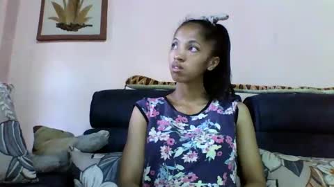 Snapshot of anniesexy1 chatting on 11-03-25, 04:03 anniesexy1 online show from 11-03-25, 04:03