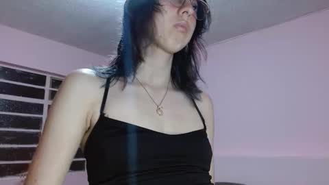 Annie Sparkle online show from 10-29-25, 12:24