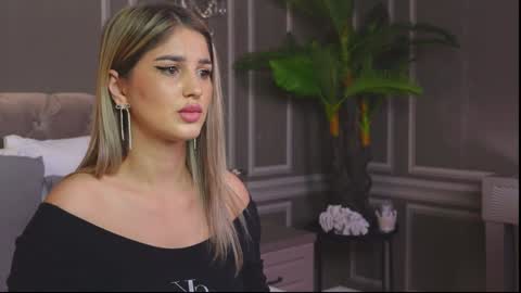 AnnieStyles online show from 02-05-25, 11:02