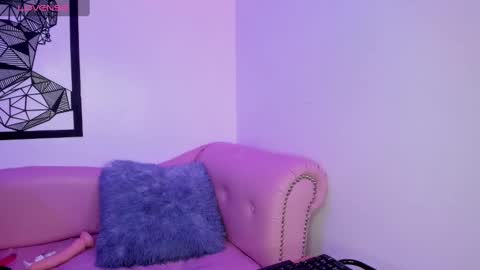 Annie Evans  online show from 02-13-25, 08:24