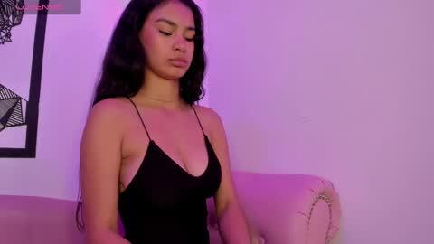 Annie Evans  online show from 02-14-25, 05:14