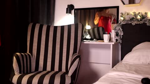 annittastar online show from 12-17-24, 01:50