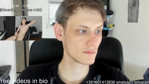 Snapshot of annonimsick chatting on 09-24-25, 12:19 online show from 09-24-25, 12:19