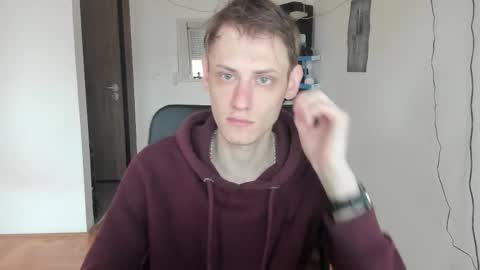 Snapshot of annonimsick chatting on 11-26-25, 12:50 online show from 11-26-25, 12:50