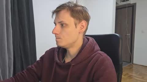 Snapshot of annonimsick chatting on 12-02-25, 07:20 online show from 12-02-25, 07:20