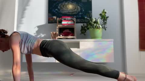 N  antics online show from 09-13-25, 03:50