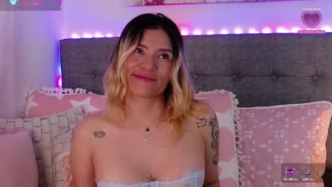 Antonella Lee online show from 10-14-25, 05:58