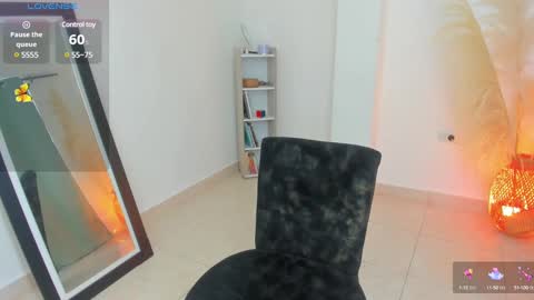 Anntonia Woods  online show from 02-11-25, 03:51