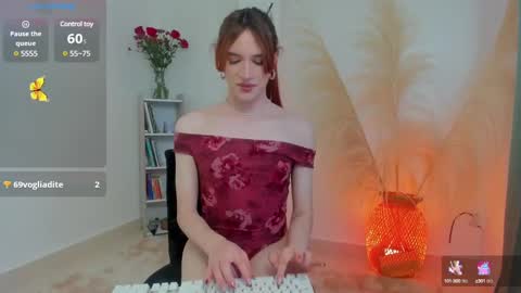 Anntonia Woods  online show from 02-14-25, 03:26