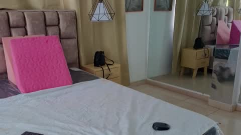 Anny bridge online show from 03-21-26, 10:02