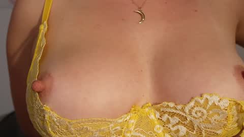 Snapshot of anny_dee chatting on 01-30-25, 03:44 Anny online show from 01-30-25, 03:44