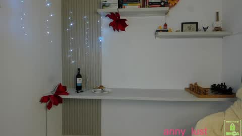 Issabela online show from 12-13-25, 07:40