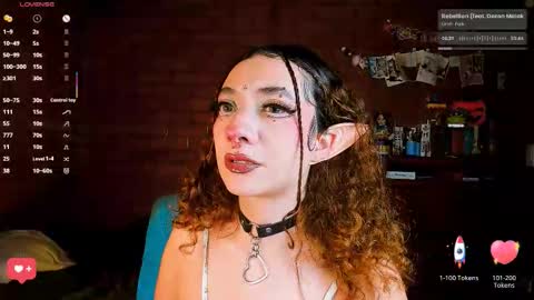 Anny  IG online show from 11-27-25, 05:09