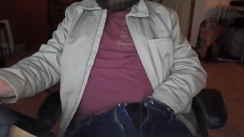 anontraveller online show from 11-24-25, 01:27