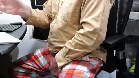 D online show from 02-25-26, 03:32