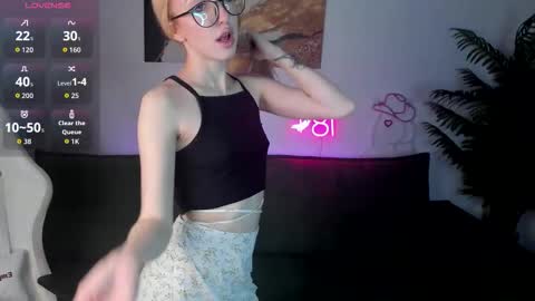 Anora online show from 11-27-25, 07:32