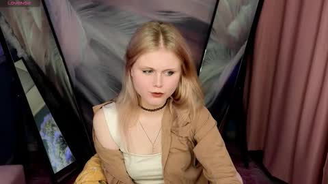 Snapshot of anoramore chatting on 11-26-25, 06:47 Anora online show from 11-26-25, 06:47