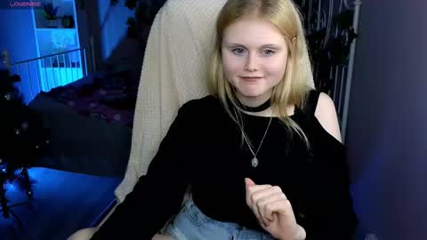 Snapshot of anoramore chatting on 12-14-25, 09:08 Anora online show from 12-14-25, 09:08