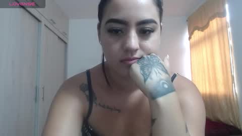 Anthonela Queen online show from 10-10-25, 01:32
