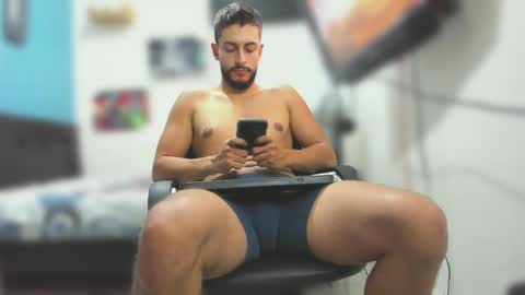 Snapshot of anthonydaddi chatting on 01-17-25, 01:57 Anthony J. Blake online show from 01-17-25, 01:57