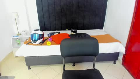 Snapshot of anthoy_wayans chatting on 01-30-25, 12:50       online show from 01-30-25, 12:50