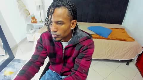 Snapshot of anthoy_wayans chatting on 02-22-25, 12:16       online show from 02-22-25, 12:16