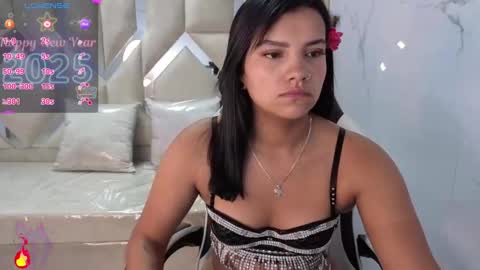 Antonela online show from 11-17-25, 12:55