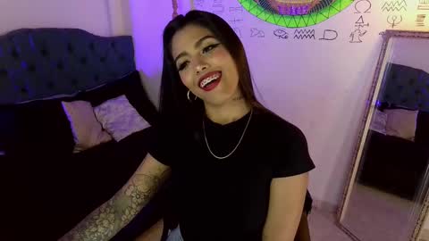 Snapshot of antonella_miller18 chatting on 10-09-25, 03:26 Antonella online show from 10-09-25, 03:26