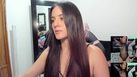 Snapshot of antonella_naughty1 chatting on 02-06-25, 07:40 antonella online show from 02-06-25, 07:40