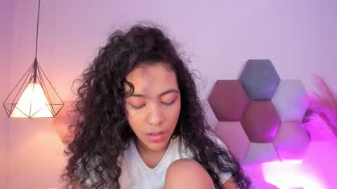 AntonellaHall  online show from 10-24-25, 12:01