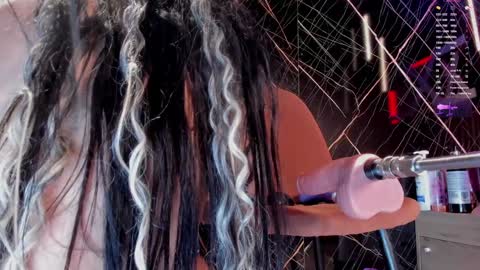 Antonella Russel online show from 12-15-24, 10:07