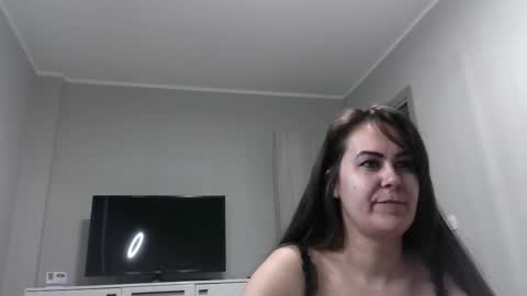 Antonia online show from 02-04-25, 08:24