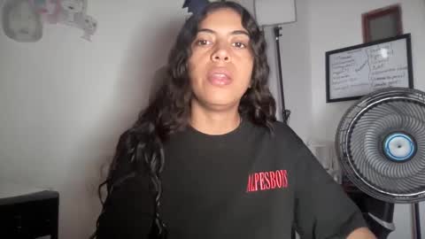 Antonia online show from 09-22-25, 02:02