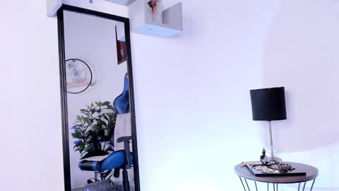 Snapshot of antoniacasarini chatting on 12-20-24, 11:47 Antonia online show from 12-20-24, 11:47