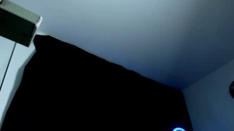 Instagram miguelangel1802  online show from 03-10-25, 12:18