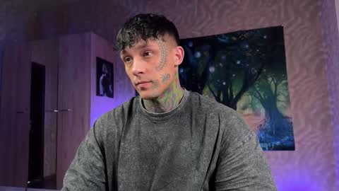 Tom online show from 02-10-26, 05:33