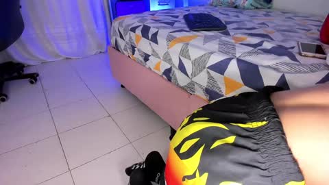 Snapshot of any_21 chatting on 12-08-24, 08:04 Any online show from 12-08-24, 08:04