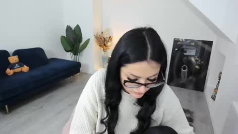 Anya online show from 02-10-26, 05:11